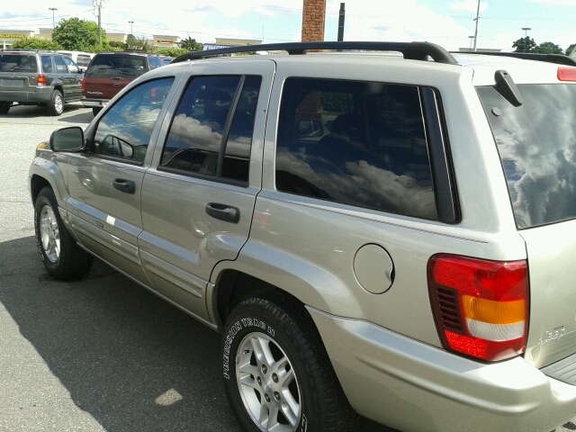 2004 Jeep Grand Cherokee X