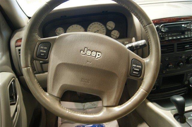 2004 Jeep Grand Cherokee SLT 25