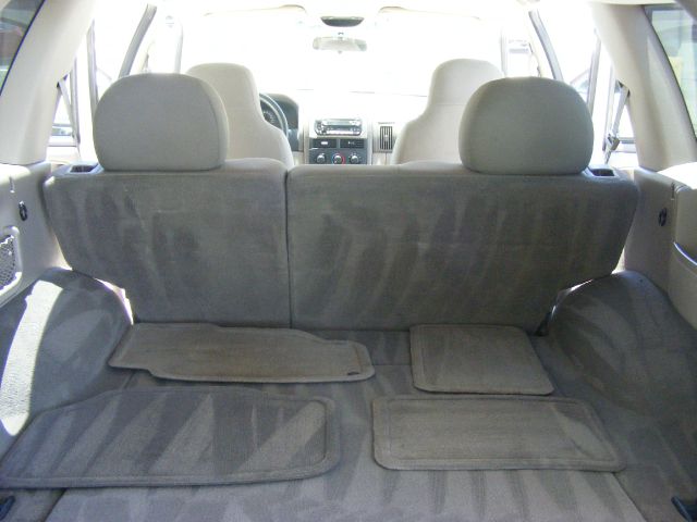 2004 Jeep Grand Cherokee LT Tv-dvdleathersunroof3rowcarfax Available