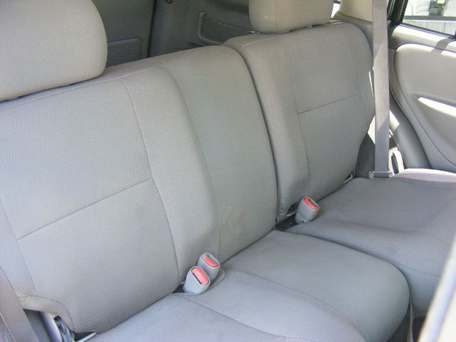 2004 Jeep Grand Cherokee LT Tv-dvdleathersunroof3rowcarfax Available