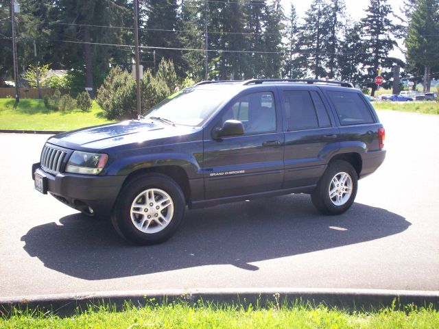 2004 Jeep Grand Cherokee LS