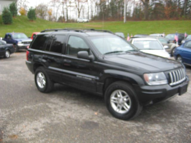 2004 Jeep Grand Cherokee 4dr 114 WB W/4.6l AWD