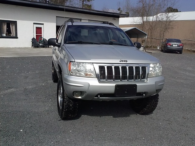 2004 Jeep Grand Cherokee 2.4i Sedan
