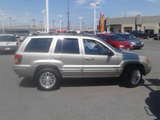 2004 Jeep Grand Cherokee Super