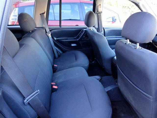 2004 Jeep Grand Cherokee LS