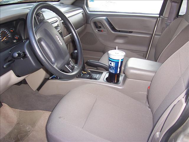 2004 Jeep Grand Cherokee 2007 Toyota V8