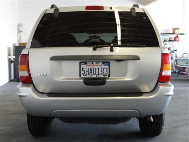 2004 Jeep Grand Cherokee K2500 Silverado