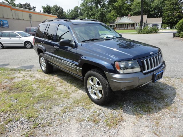 2004 Jeep Grand Cherokee LT Tv-dvdleathersunroof3rowcarfax Available