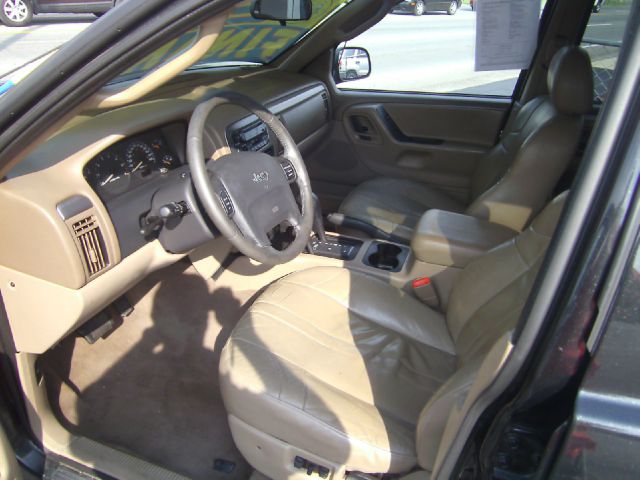 2004 Jeep Grand Cherokee 4dr 114 WB W/4.6l AWD