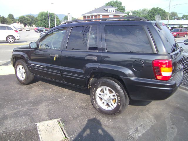 2004 Jeep Grand Cherokee 4dr 114 WB W/4.6l AWD