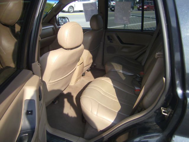 2004 Jeep Grand Cherokee 4dr 114 WB W/4.6l AWD