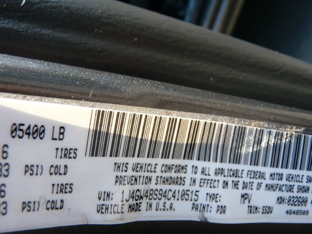 2004 Jeep Grand Cherokee 4dr 114 WB W/4.6l AWD