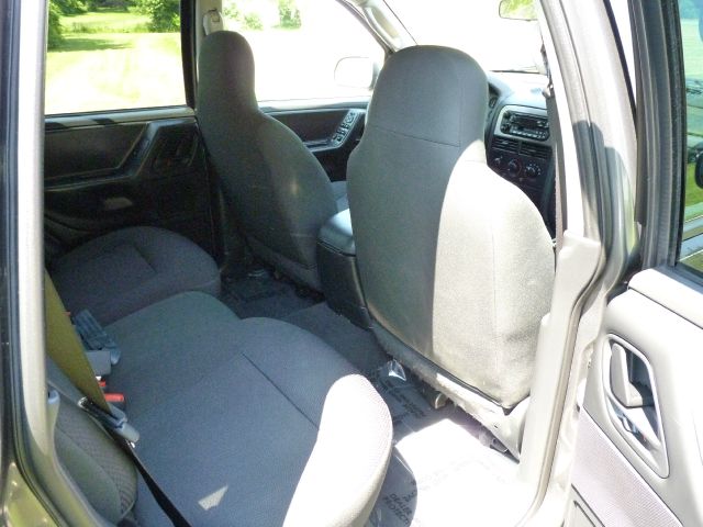 2004 Jeep Grand Cherokee 4dr 114 WB W/4.6l AWD