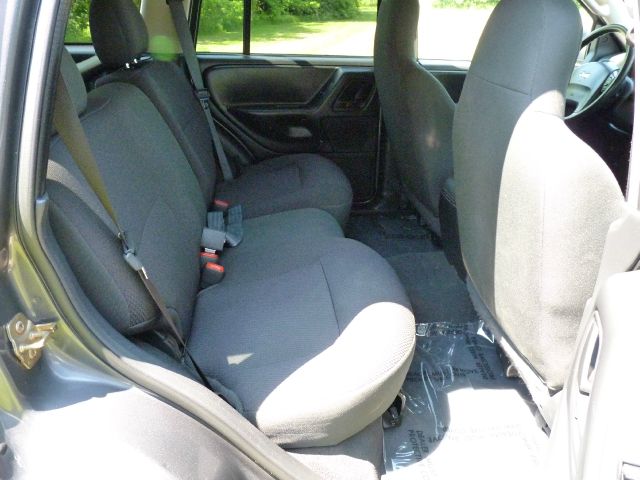 2004 Jeep Grand Cherokee 4dr 114 WB W/4.6l AWD