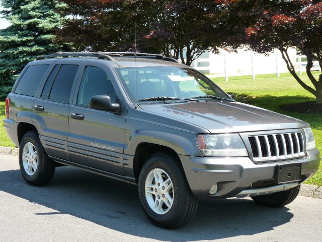 2004 Jeep Grand Cherokee 4dr 114 WB W/4.6l AWD