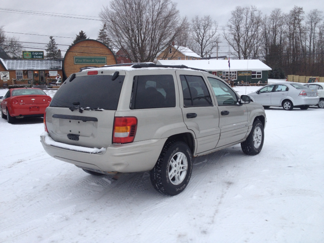 2004 Jeep Grand Cherokee 4dr 114 WB W/4.6l AWD
