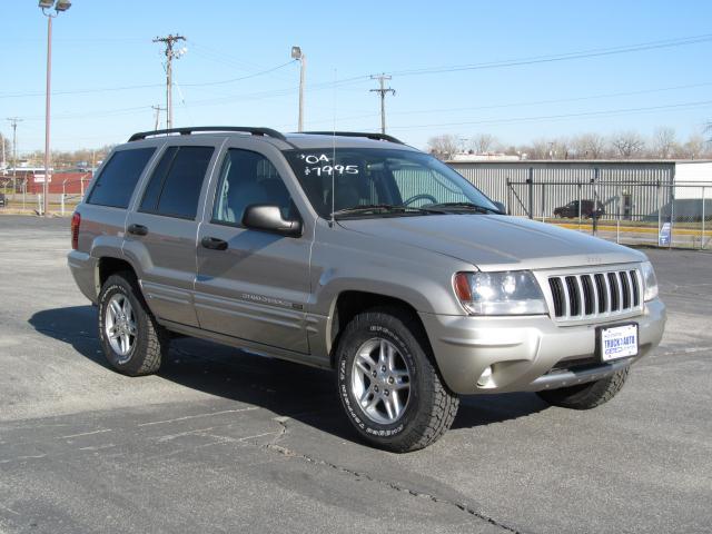 2004 Jeep Grand Cherokee LS