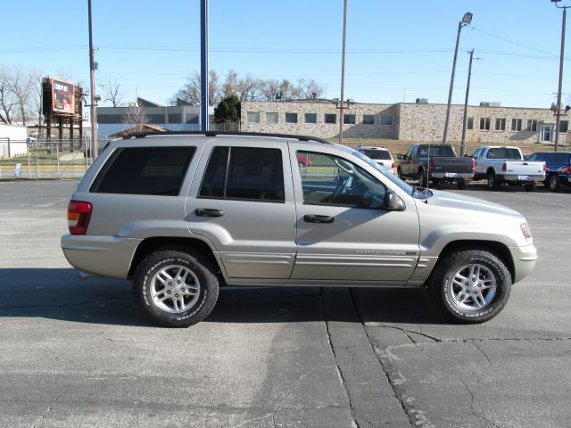 2004 Jeep Grand Cherokee LS