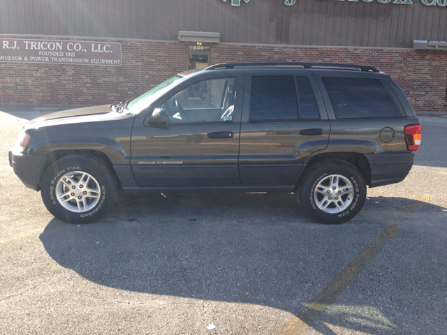 2004 Jeep Grand Cherokee Sedan 4dr