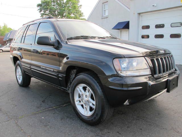 2004 Jeep Grand Cherokee 4dr 114 WB W/4.6l AWD