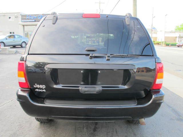 2004 Jeep Grand Cherokee 4dr 114 WB W/4.6l AWD
