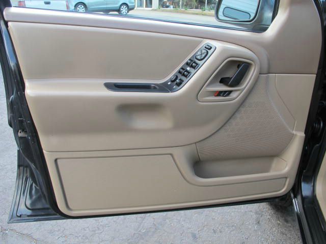 2004 Jeep Grand Cherokee 4dr 114 WB W/4.6l AWD