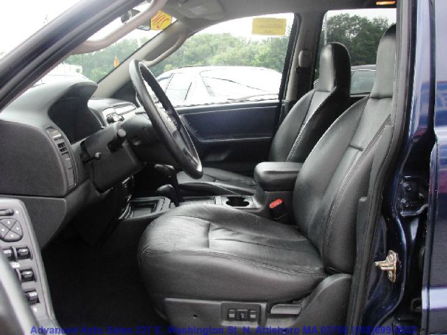 2004 Jeep Grand Cherokee 4dr 114 WB W/4.6l AWD