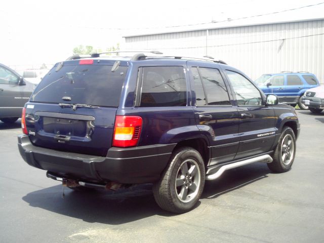 2004 Jeep Grand Cherokee SR5 AWD SUV