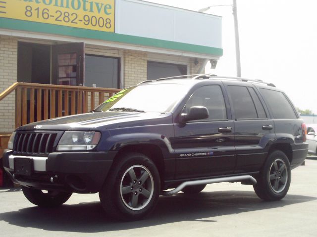 2004 Jeep Grand Cherokee SR5 AWD SUV