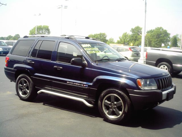 2004 Jeep Grand Cherokee SR5 AWD SUV