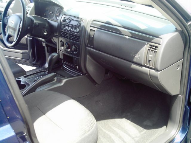 2004 Jeep Grand Cherokee SR5 AWD SUV