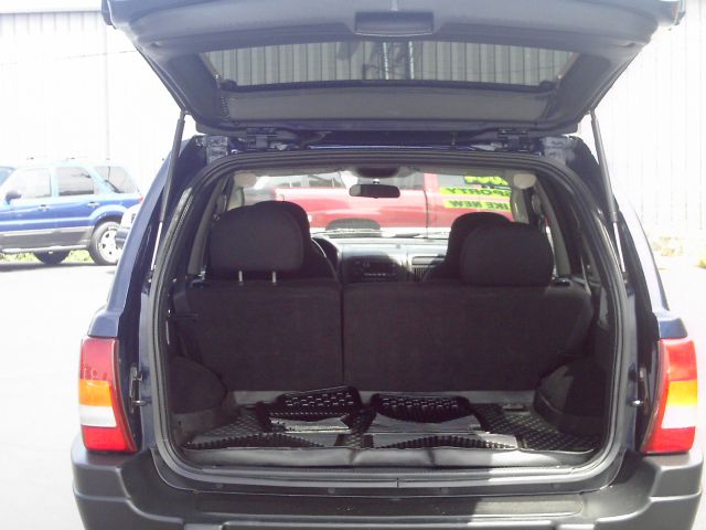 2004 Jeep Grand Cherokee SR5 AWD SUV