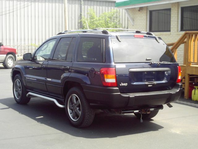 2004 Jeep Grand Cherokee SR5 AWD SUV