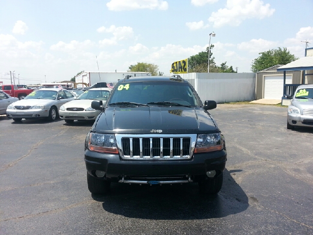 2004 Jeep Grand Cherokee 2.4i Sedan
