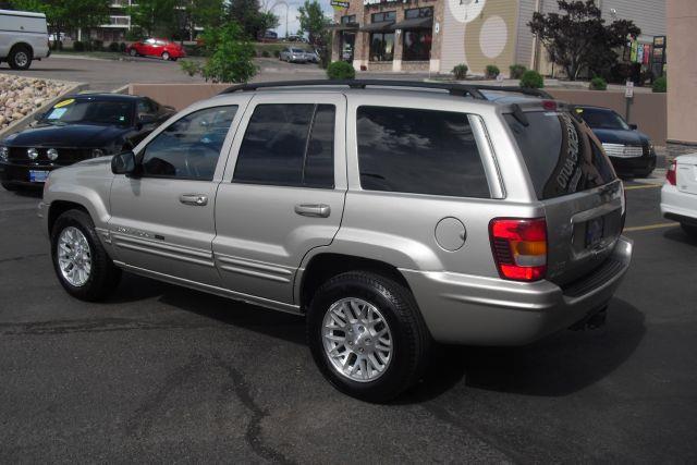 2004 Jeep Grand Cherokee Super