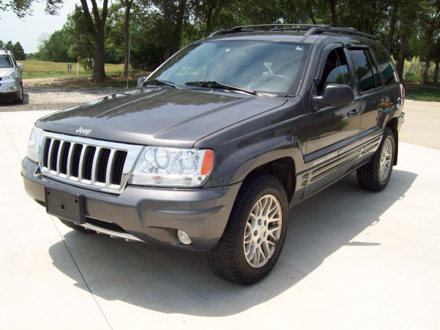 2004 Jeep Grand Cherokee Super