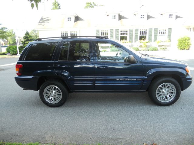 2004 Jeep Grand Cherokee Super