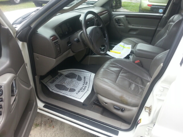 2004 Jeep Grand Cherokee SLT 25