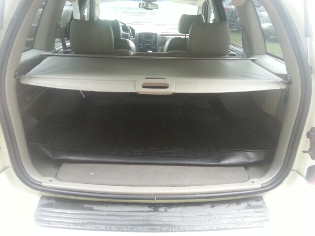 2004 Jeep Grand Cherokee SLT 25