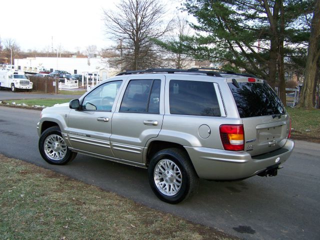 2004 Jeep Grand Cherokee Super