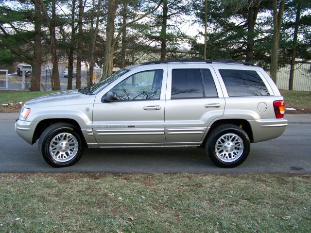 2004 Jeep Grand Cherokee Super