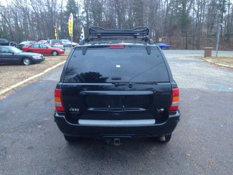 2004 Jeep Grand Cherokee 2.4i Sedan
