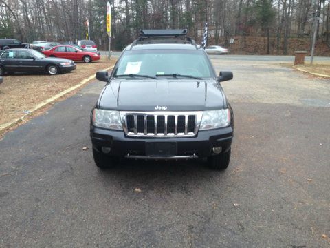 2004 Jeep Grand Cherokee 2.4i Sedan