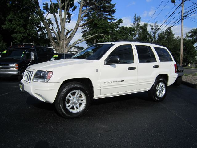 2004 Jeep Grand Cherokee 4dr 114 WB W/4.6l AWD