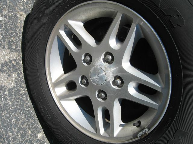 2004 Jeep Grand Cherokee 4dr 114 WB W/4.6l AWD