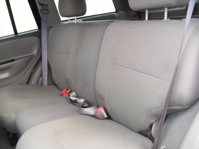 2004 Jeep Grand Cherokee LS