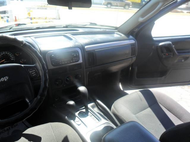 2004 Jeep Grand Cherokee 4-door 2WD