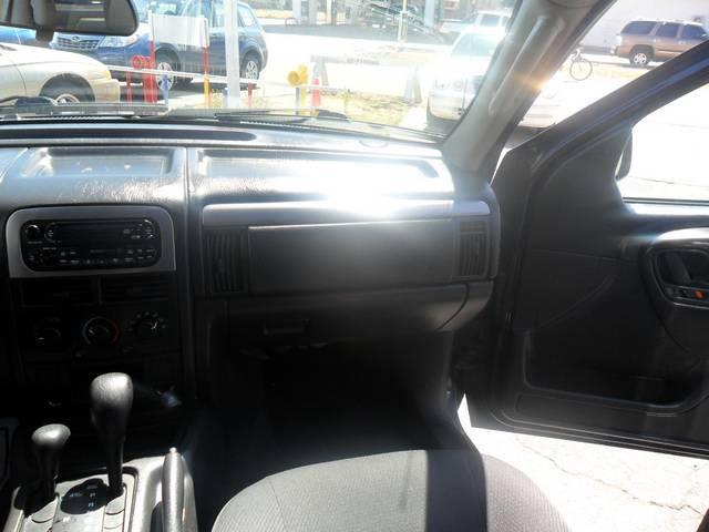 2004 Jeep Grand Cherokee 4-door 2WD