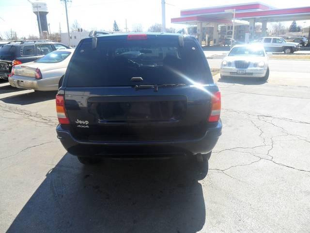 2004 Jeep Grand Cherokee 4-door 2WD