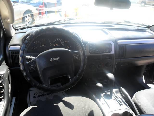 2004 Jeep Grand Cherokee 4-door 2WD